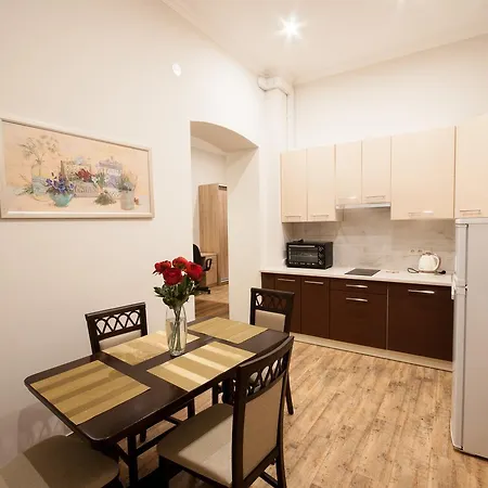 아파트 Wonderful Flat On Center *