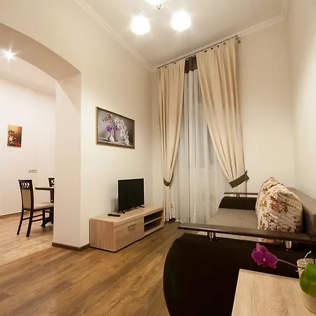 Wonderful Flat On Center Ujgorod
